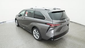 2024 Toyota Sienna Platinum FWD