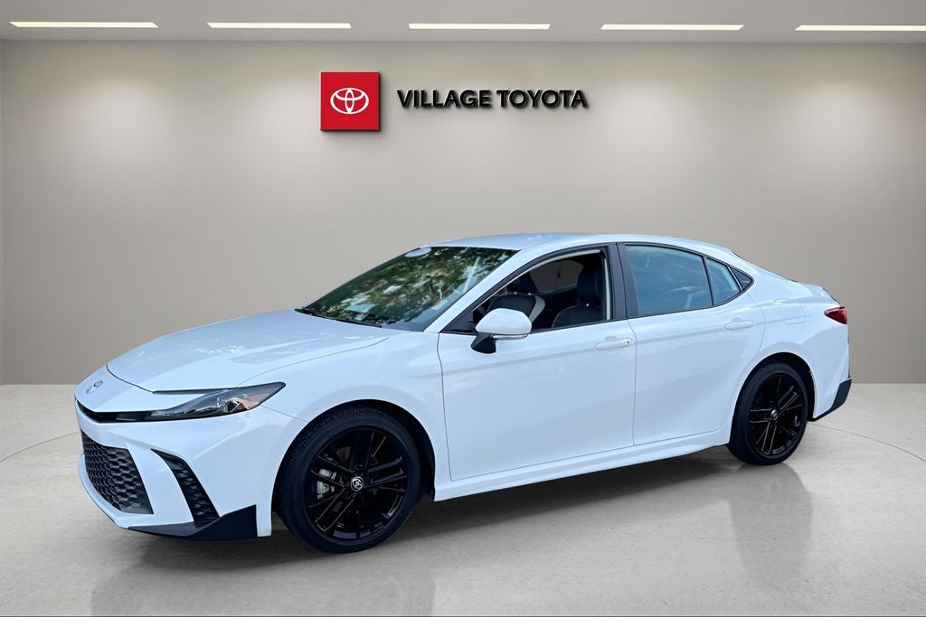 2025 Toyota Camry SE in Ice — front three-quarter view