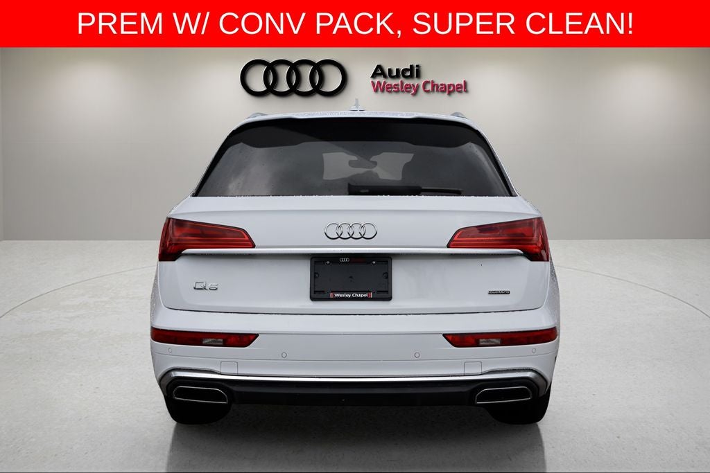 2022 Audi Q5 — interior view