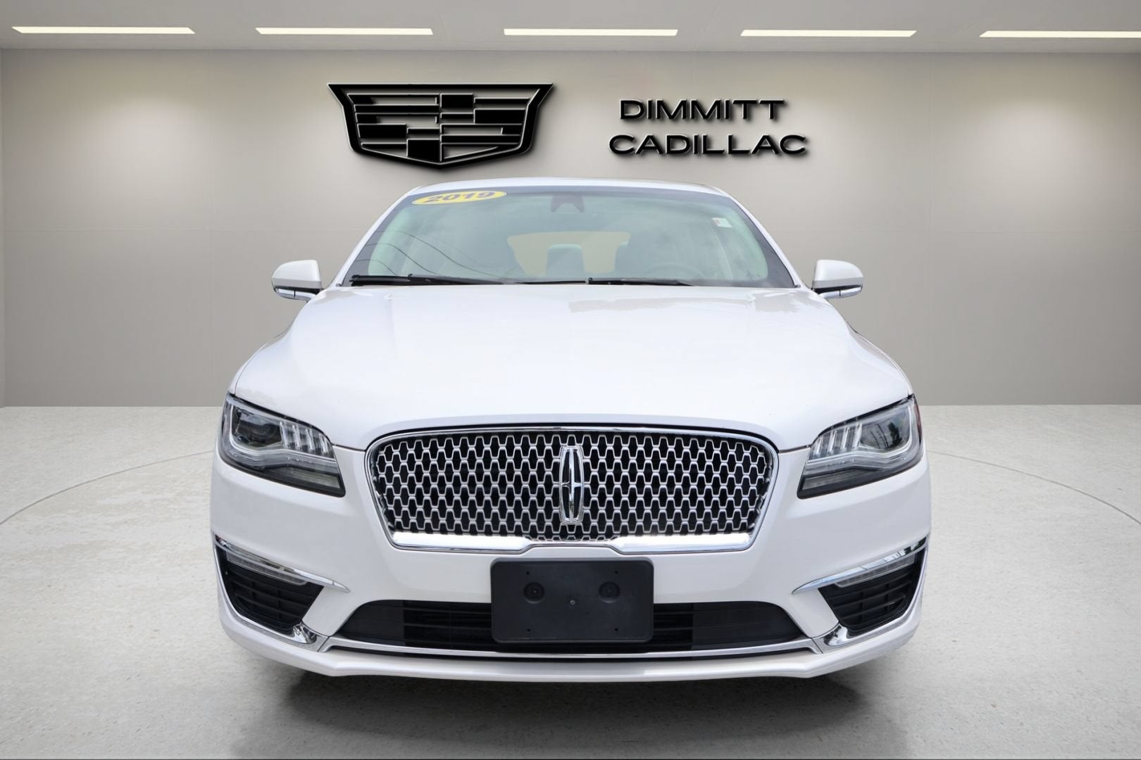 2019 Lincoln MKZ — side profile view