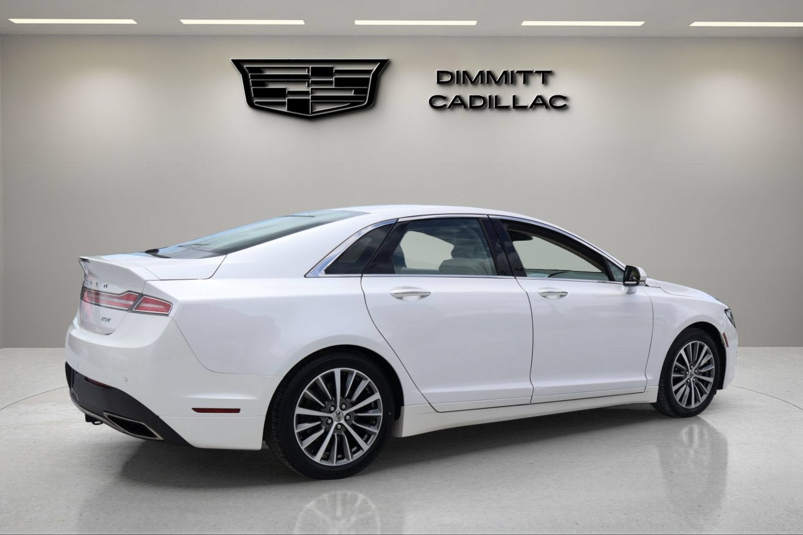 2019 Lincoln MKZ — detail view